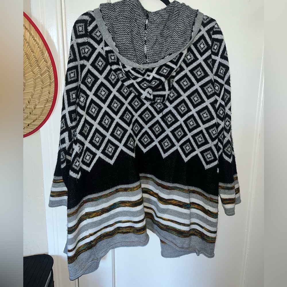 Women’s Cardigan with hood✨ - Picture 4 of 4